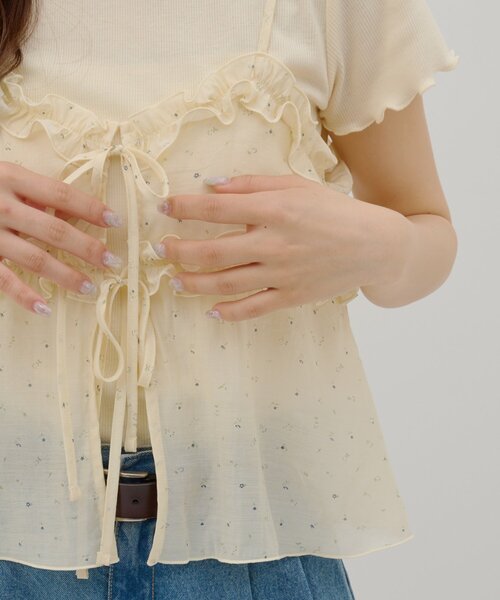 DISCOAT(ディスコート)の「【umm.】花柄キャミ×Tシャツセット(Tシャツ/カットソー・レディース・ライトグレー/レモンイエロー/オフホワイト・FREE)」の6枚目の写真