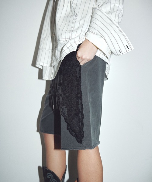 ROSE BUD(ローズバッド)の「(CREOLME)STRIPE HOODED BIG SHIRT(シャツ/ブラウス・レディース・ホワイト/ライトブルー・ONE SIZE)」の4枚目の写真