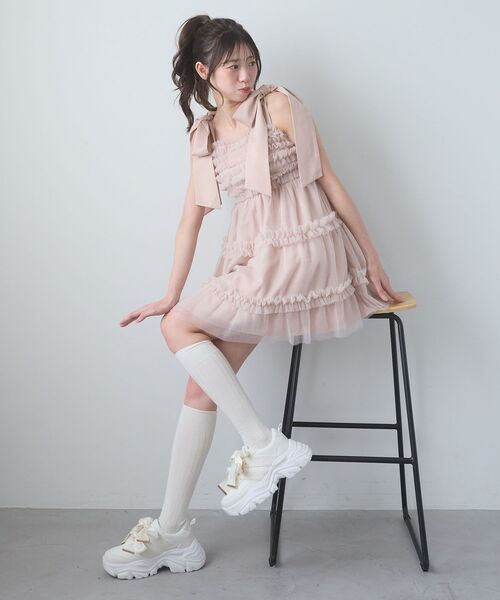 MAJESTIC LEGON(マジェスティックレゴン)の「ダブルリボン厚底スニーカー(スニーカー・レディース・アイボリー/ブラック/ピンク/ライトグレー・MEDIUM/SMALL/LARGE/X-LARGE)」の14枚目の写真
