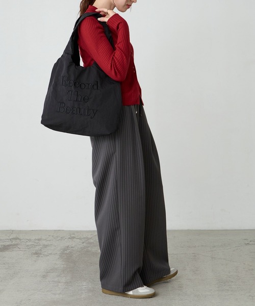 BONLECILL Marche(ボンルシールマルシェ)の「【BONLECILL Marche】《A4収納》刺繍ロゴトートバッグ(トートバッグ・レディース・ブラック/ネイビー/ブラウン・FREE)」の9枚目の写真