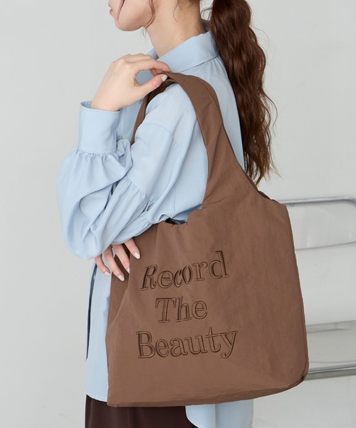 BONLECILL Marche(ボンルシールマルシェ)の「【BONLECILL Marche】《A4収納》刺繍ロゴトートバッグ(トートバッグ・レディース・ブラック/ネイビー/ブラウン・FREE)」の12枚目の写真