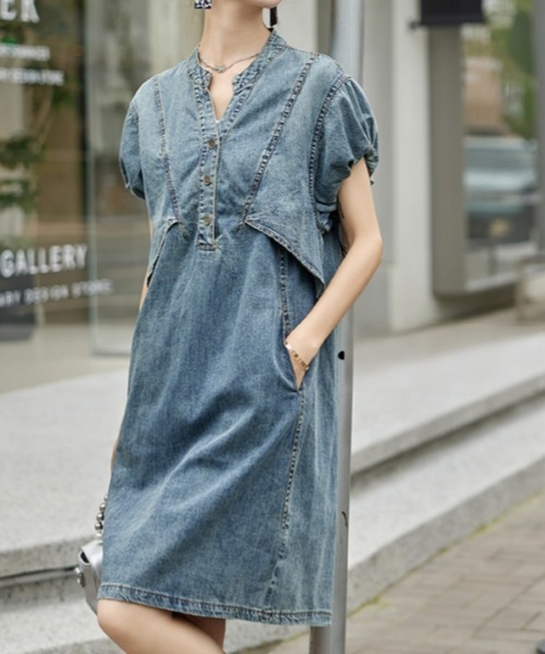 FAVORITO(ファヴォリート)の「デニムVネックワンピース(ワンピース・レディース・ブルー・XL/L/M/S)」の8枚目の写真