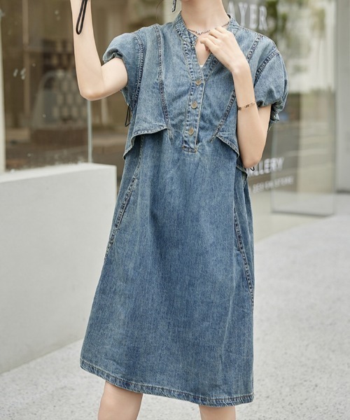 FAVORITO(ファヴォリート)の「デニムVネックワンピース(ワンピース・レディース・ブルー・XL/L/M/S)」の7枚目の写真