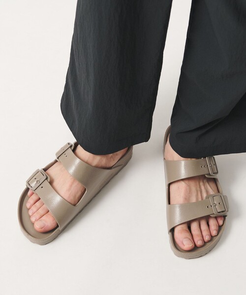BIRKENSTOCK(ビルケンシュトック)の「<BIRKENSTOCK>アリゾナ EVA サンダル(サンダル・メンズ・ベージュ/ブラック・42/41)」の10枚目の写真