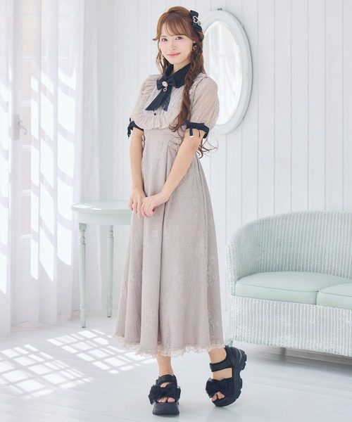 ROJITA(ロジータ)の「総レースヨークフリルロングワンピース(ワンピース・レディース・ピンクベージュ/ブラック/アイボリー・FREE)」の12枚目の写真