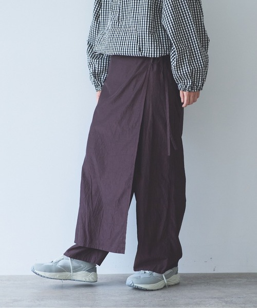 yuni(ユニ )の「cotton cupra product dye wrap pants(その他パンツ・レディース・パープル/ダークブラウン/ブラック/ピンク・FREE)」の2枚目の写真