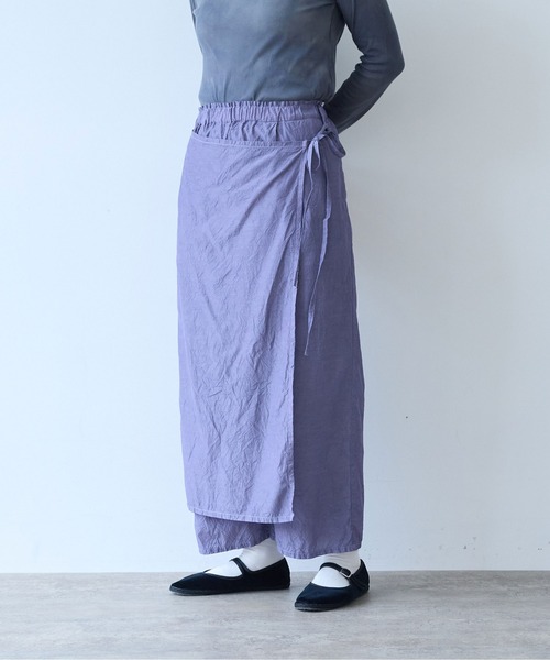 yuni(ユニ )の「cotton cupra product dye wrap pants(その他パンツ・レディース・パープル・FREE)」の1枚目の写真