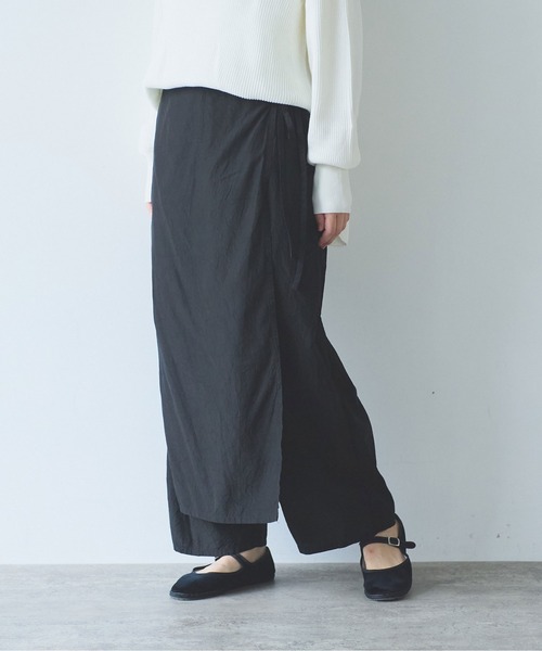 yuni(ユニ )の「cotton cupra product dye wrap pants(その他パンツ・レディース・パープル/ダークブラウン/ブラック/ピンク・FREE)」の1枚目の写真