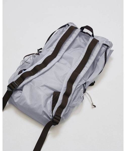 TODAYFUL(トゥデイフル)の「Useful Sheer Backpack 12611002(ショルダーバッグ・メンズ・ブラック/ライトブルー・FREE)」の10枚目の写真