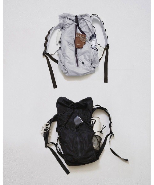 TODAYFUL(トゥデイフル)の「Useful Sheer Backpack 12611002(ショルダーバッグ・メンズ・ブラック/ライトブルー・FREE)」の3枚目の写真