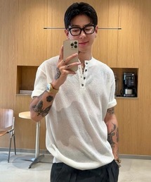Ritzy（リッツィー）の「白・黒 2 色展開  ヘンリーネックニット半袖（Tシャツ/カットソー）」