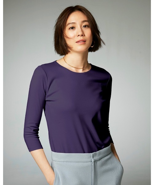 DoCLASSE( ドゥクラッセ)の「クルーネック/7分袖・DoT(Tシャツ/カットソー・レディース・ブルー/ブラック/イエロー/ネイビー/ダークネイビー・L/M/S)」の1枚目の写真