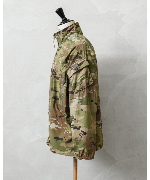 MILITARY(ミリタリー)の「実物 新品 デッドストック 米軍 ECWCS GEN3 LEVEL4 ウィンドジャケット OCP(ミリタリージャケット・メンズ・グリーン系カモフラージュ・M-Regular)」の2枚目の写真