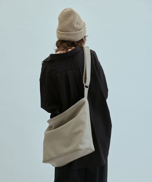 cii(シー)の「【UNISEX】Smooth PU travel bag / スムースPUトラベルバッグ(ショルダーバッグ・メンズ・ブラウン/ブラック/ベージュ・FREE)」の17枚目の写真