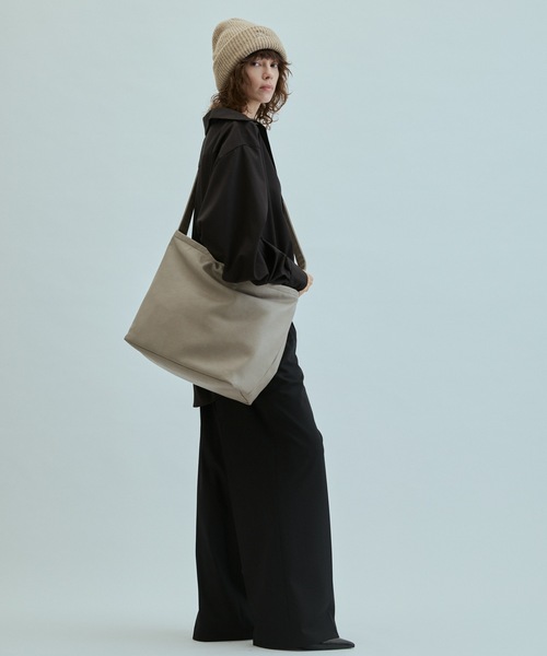 cii(シー)の「【UNISEX】Smooth PU travel bag / スムースPUトラベルバッグ(ショルダーバッグ・メンズ・ブラウン/ブラック/ベージュ・FREE)」の21枚目の写真