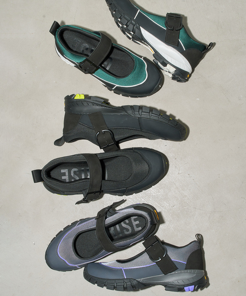 FLAT（フラット）の「《追加 / WEB+一部店舗限定》GRISE VIBRAM メリージェーンスニーカー（スニーカー・レディース・グリーン/ブラック/チャコールグレー・X-LARGE/SMALL/MEDIUM/LARGE）」の4枚目の写真