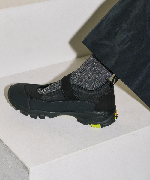 FLAT（フラット）の「《追加 / WEB+一部店舗限定》GRISE VIBRAM メリージェーンスニーカー（スニーカー・レディース・グリーン/ブラック/チャコールグレー・X-LARGE/SMALL/MEDIUM/LARGE）」の7枚目の写真