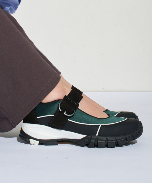 FLAT（フラット）の「《追加 / WEB+一部店舗限定》GRISE VIBRAM メリージェーンスニーカー（スニーカー・レディース・グリーン/ブラック/チャコールグレー・X-LARGE/SMALL/MEDIUM/LARGE）」の10枚目の写真