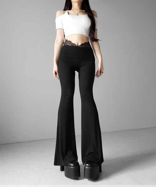 me+em select（ミームセレクト）の「【 ２color 】ウエストレーススリムドレープカットソーフレアパンツ ／ waist lace slim drape cutsew flare pants（その他パンツ・レディース・ブラック/グレー・FREE）」の3枚目の写真