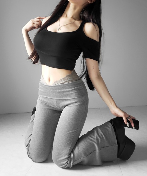 me+em select（ミームセレクト）の「【 ２color 】ウエストレーススリムドレープカットソーフレアパンツ ／ waist lace slim drape cutsew flare pants（その他パンツ・レディース・ブラック/グレー・FREE）」の19枚目の写真