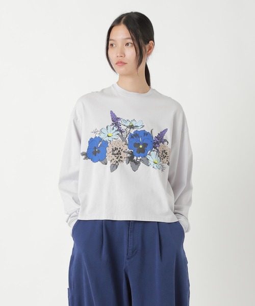 ZUCCa(ズッカ)の「BOUQUET T / カットソー(Tシャツ/カットソー・レディース・ライトグレー/ベージュ/ダークグレー・M size)」の2枚目の写真