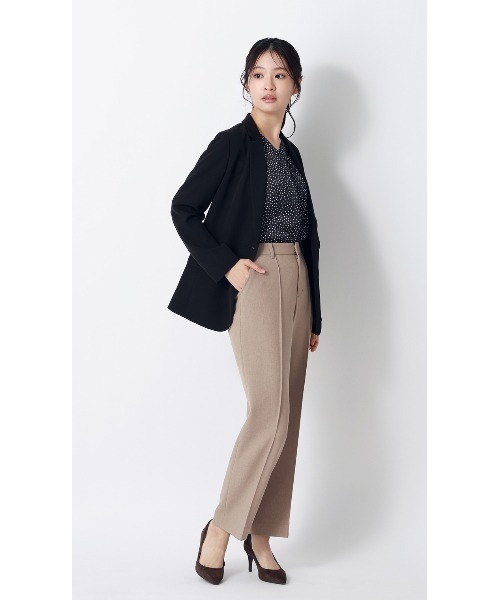 AOYAMA（アオヤマ）の「冷感Vネックサテンブラウス【涼】【半袖】サテンの光沢感で存在感をアップ（シャツ/ブラウス・レディース・オレンジ/ネイビー・M/L）」の13枚目の写真