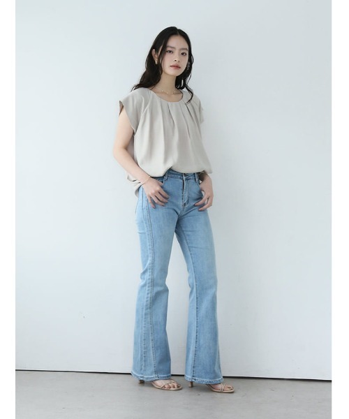 fifth（フィフス）の「肩まわり華奢見えタックフレンチブラウス（シャツ/ブラウス・レディース・ブラック/ホワイト/ブルーグレー/ベージュ・M）」の11枚目の写真