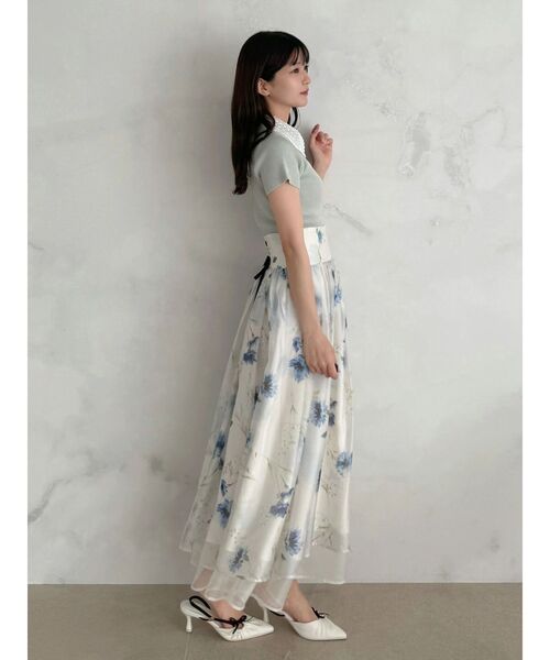 MERCURYDUO(マーキュリーデュオ)の「フラワープリントコルセットスカート(スカート・レディース・オフホワイト/チャコールグレー・MEDIUM/SMALL)」の6枚目の写真