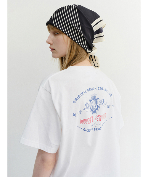 DUNST(ダンスト)の「UNISEX CUPID ARCH BACK LOGO T-SHIRT_UDTS6B128_OFF WHITE(Tシャツ/カットソー・レディース・Off White・MEDIUM/LARGE/X-LARGE/XX-LARGE/X-SMALL/SMALL)」の2枚目の写真