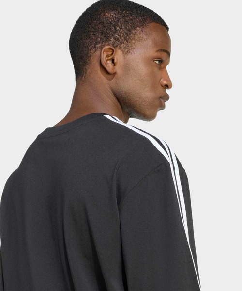 adidas(アディダス)の「アディカラー スリーストライプス オーバーサイズTシャツ / アディダスオリジナルス adidas Originals(Tシャツ/カットソー・メンズ・ブラック・XX-SMALL/X-SMALL/XX-LARGE/MEDIUM/X-LARGE/SMALL/LARGE/3XL)」の7枚目の写真