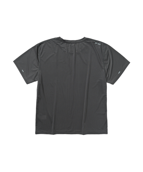 NEGATIVE SPLIT CLUB(ネガティブスピリットクラブ)の「エアベントソリッドTシャツ(チャコール)(Tシャツ/カットソー・メンズ・その他・SMALL/MEDIUM/LARGE/X-LARGE)」の2枚目の写真