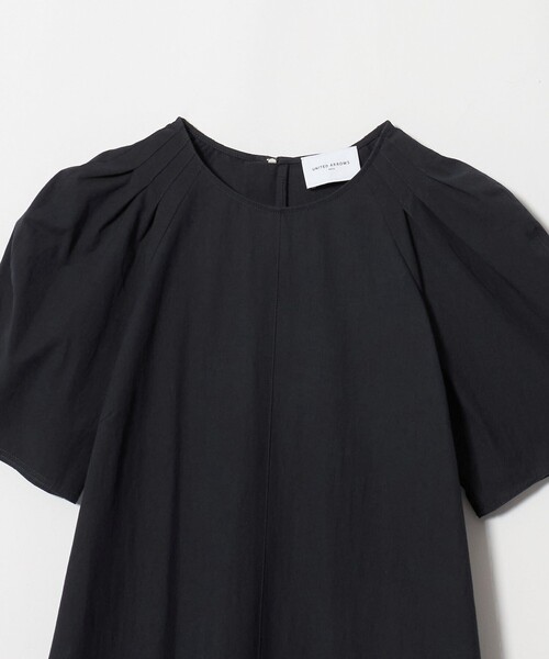 UNITED ARROWS(ユナイテッドアローズ)の「パフスリーブ フレアワンピース ‐ウォッシャブル‐(ワンピース・レディース・ダークブラウン/ネイビー・36/38)」の14枚目の写真