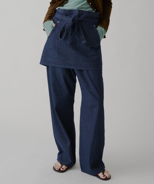 WHIMSIC（ウィムジック）の「【UNISEX/2サイズ展開】ストライプデニムスラッカーパンツ（デニムパンツ・メンズ・インディゴブルー/ブラック・2/1）」の2枚目の写真
