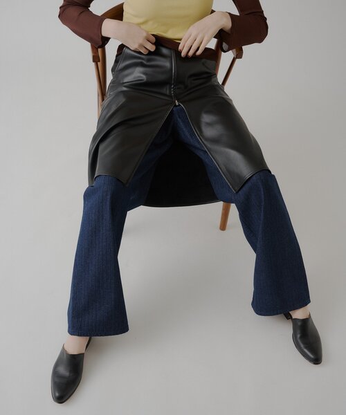 WHIMSIC（ウィムジック）の「【UNISEX/2サイズ展開】ストライプデニムスラッカーパンツ（デニムパンツ・メンズ・インディゴブルー/ブラック・2/1）」の3枚目の写真