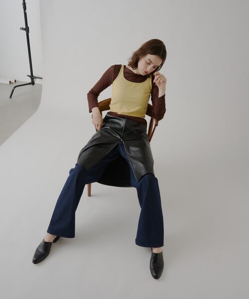 WHIMSIC（ウィムジック）の「【UNISEX/2サイズ展開】ストライプデニムスラッカーパンツ（デニムパンツ・メンズ・インディゴブルー/ブラック・2/1）」の5枚目の写真