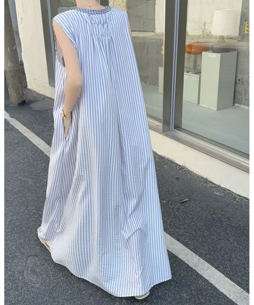 FAVORITO(ファヴォリート)の「ノースリーブ刺繍ワンピース(ワンピース・レディース・ホワイト/ピンク/ベージュ/グレー/ブルー/パープル/ライトグリーン/グリーン・F)」の9枚目の写真
