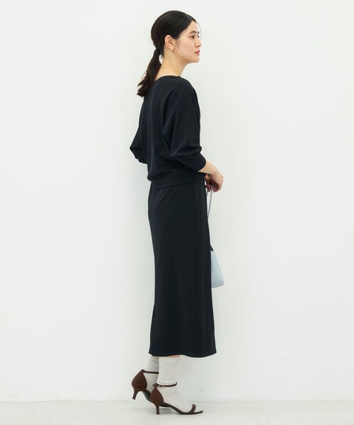NOLLEY’S Sophi(ノーリーズソフィ)の「【BECシリーズ】《セットアップ対応》ウォッシャブルライトダンボールジョーゼット2WAYタイトスカート(スカート・レディース・カーキ/ブラック/ダークブラウン・34/36/38/40)」の8枚目の写真