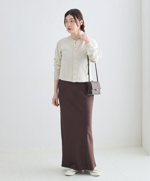 journal standard L'essage(ジャーナルスタンダードレサージュ)の「サーマルクルーネックロングTシャツ(Tシャツ/カットソー・レディース・ブラック/アイボリー・FREE)」の4枚目の写真