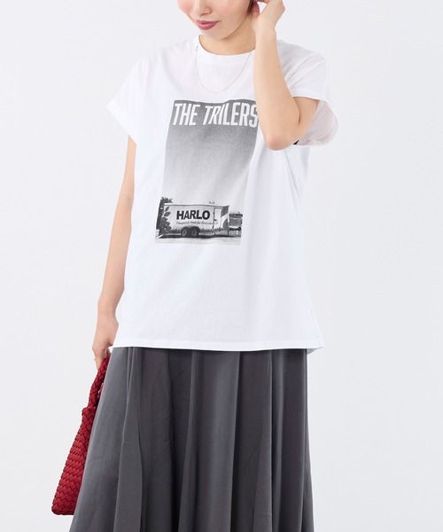 MICA&DEAL(マイカ&ディール)の「フォトプリントフレンチスリーブTシャツ(Tシャツ/カットソー・レディース・ブラウン/ホワイト・FREE)」の17枚目の写真