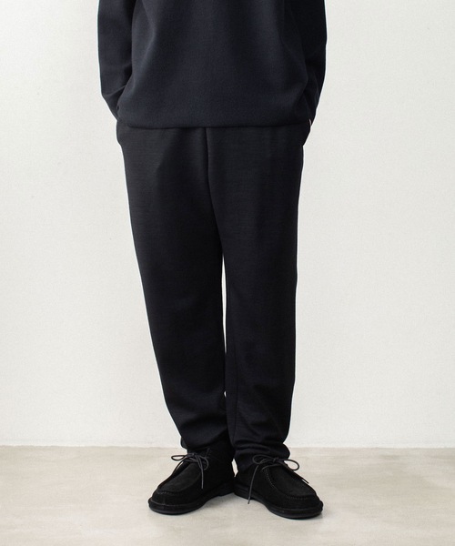 ATTACHMENT(アタッチメント)の「【LIMITED】W/NYスムース ラウンジトラウザーズ / W/NY SMOOTH LOUNGE TROUSERS(スウェットパンツ・メンズ・ブラック/ダークグレー・4/3/2/1)」の15枚目の写真