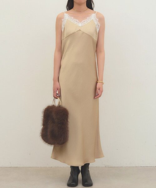 LOUNGEDRESS（ラウンジドレス）の「《幅広いシーンで活躍》レースキャミワンピース（ワンピース・レディース・アイボリー/ブラック/ベージュ・FREE）」の20枚目の写真