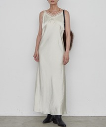 LOUNGEDRESS | 《幅広いシーンで活躍》レースキャミワンピース(ワンピース)