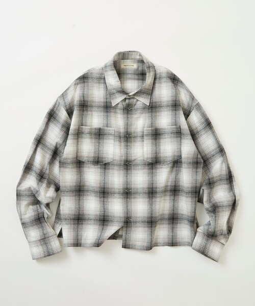 FREAK'S STORE(フリークスストア)の「限定展開 オンブレ クロップド チェックシャツ(シャツ/ブラウス・メンズ・ブラック/ホワイト/ブラウン/ブルー・LARGE/MEDIUM/SMALL)」の13枚目の写真