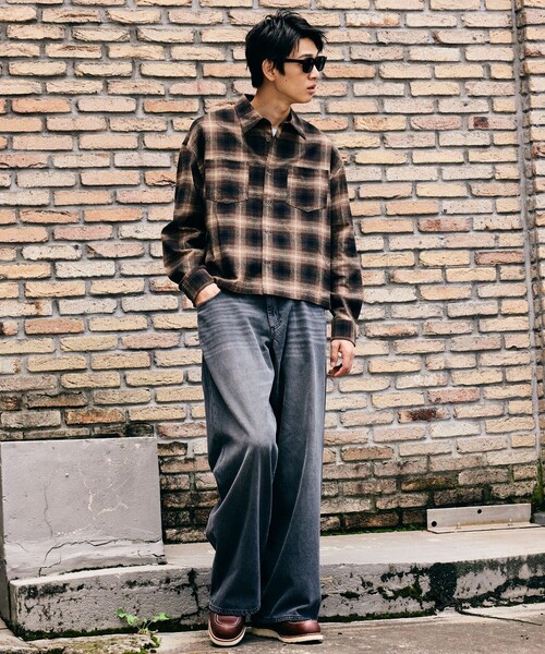 FREAK'S STORE(フリークスストア)の「限定展開 オンブレ クロップド チェックシャツ(シャツ/ブラウス・メンズ・ブラック/ホワイト/ブラウン/ブルー・LARGE/MEDIUM/SMALL)」の21枚目の写真