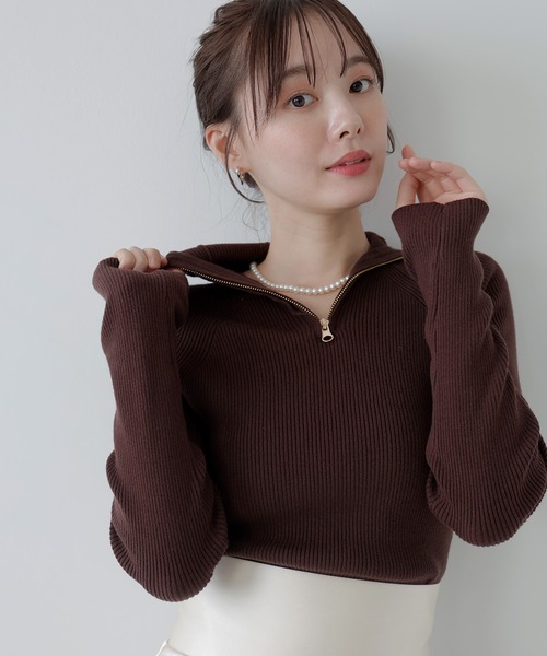 AMUU. PRECIEUSE(アムープレシューズ)の「ハイネックジップニットプルオーバー(ニット/セーター・レディース・ピンク/ブラウン/アイボリー/チャコールグレー/ボルドー・FREE)」の13枚目の写真