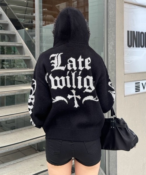 lilful(リルフル)の「Y2K レタリングロゴ ファーフード ジップパーカー(パーカー・レディース・ブラック・M/L)」の5枚目の写真