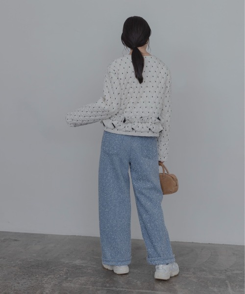 Eimee Law(エイミーロウ)の「ダイヤキルト バックフリル中綿ジャケット(ノーカラージャケット・レディース・アイボリー/ブラウン/ブラック・FREE)」の6枚目の写真