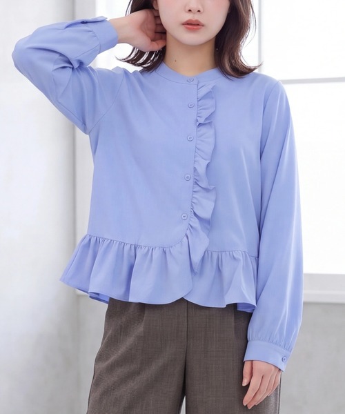 TRUDEA(トルディア)の「フリルシャツブラウス(チェック/ストライプ/無地)(シャツ/ブラウス・レディース・ブルー/サックスブルー/ブラック・MEDIUM)」の3枚目の写真