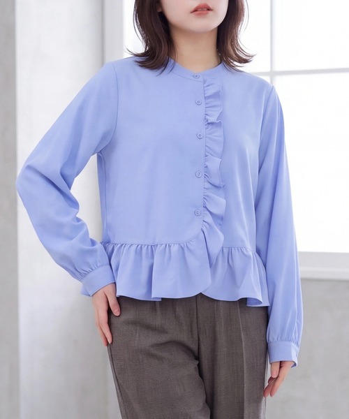 TRUDEA(トルディア)の「フリルシャツブラウス(チェック/ストライプ/無地)(シャツ/ブラウス・レディース・ブルー/サックスブルー/ブラック・MEDIUM)」の21枚目の写真