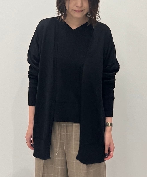 MICHEL KLEIN(ミッシェル・クラン)の「ホールガーメント(R)着流しカーディガン(スウェット・レディース・ライトグレー/ブラック/ボルドー・38)」の2枚目の写真